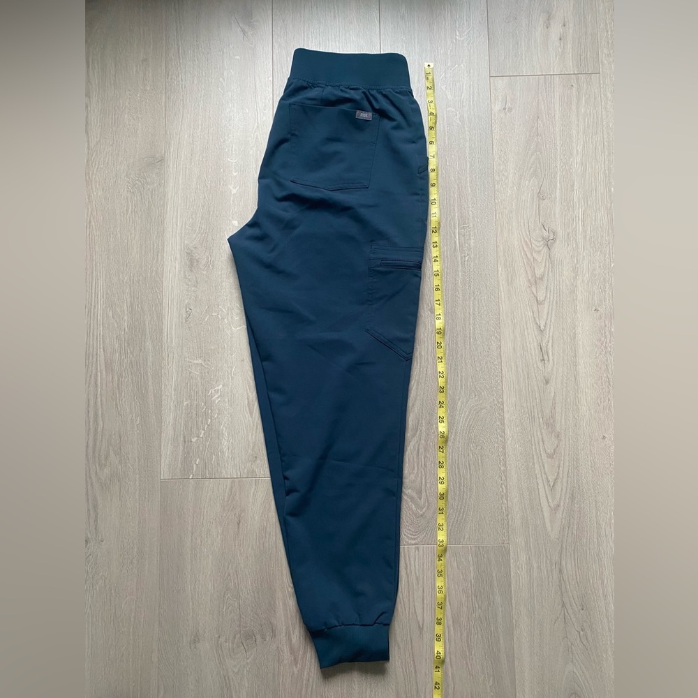 Figs Zamora scrub pants